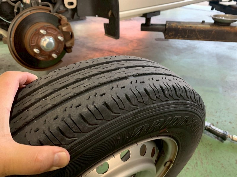 千賀自動車 蒲郡 整備 車検 点検 板金塗装 損害保険 整備士 国土交通省中部運輸支局指定工場