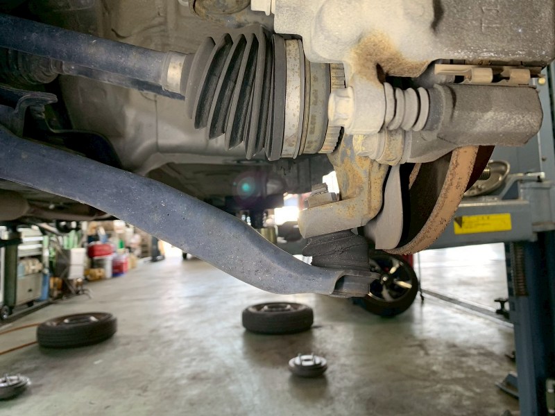 千賀自動車 蒲郡 整備 車検 点検 板金塗装 損害保険 整備士 国土交通省中部運輸支局指定工場